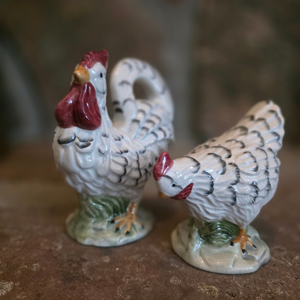 Vintage Farmhouse Thanksgiving Ceramic Rooster and Hen Salt and Pepper Shakers